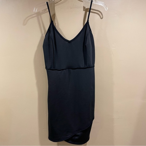 bebe Tulip Hem Scuba Knit Dress - Picture 5 of 7